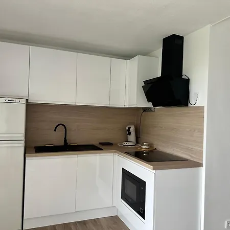 Dans Privee Avec Piscine Proche Apartman